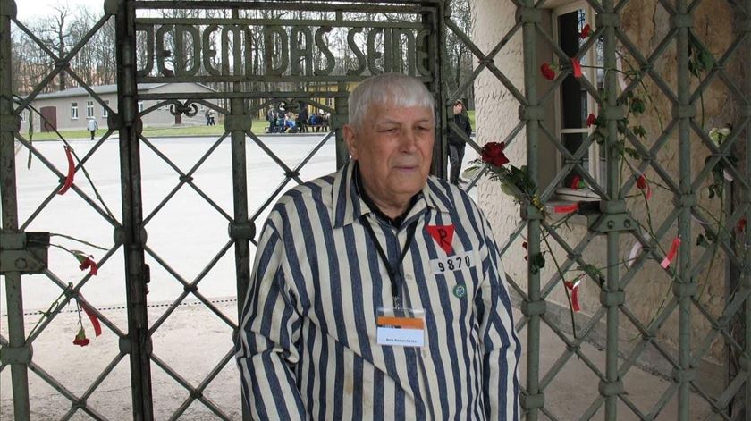 Sobrevivente do Holocausto morre aos 96 anos em Kharkiv