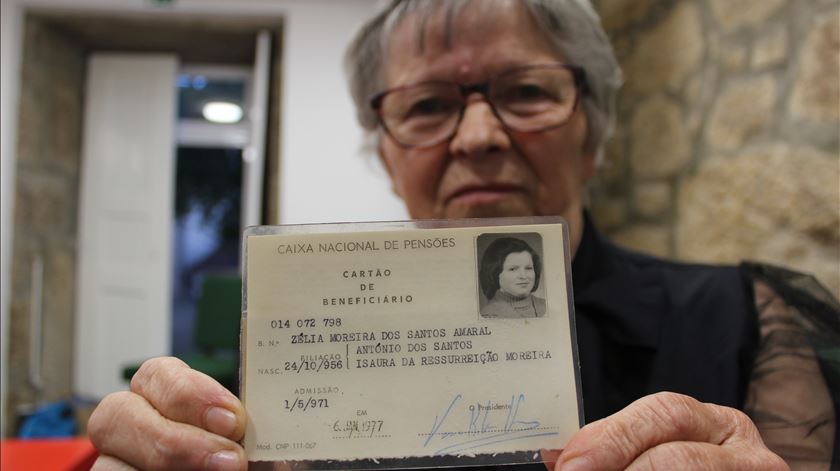 Escravatura, assédio, pais incógnitos. A mulher na fábrica antes do 25 de Abril