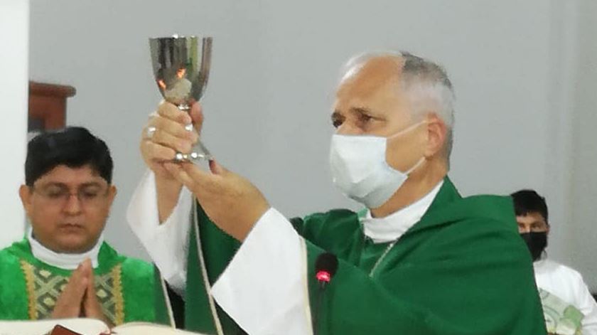 Fotografia do cardeal Prevost, agora Papa Leão XIV. Foto: Facebook da Diocese de Chiclayo