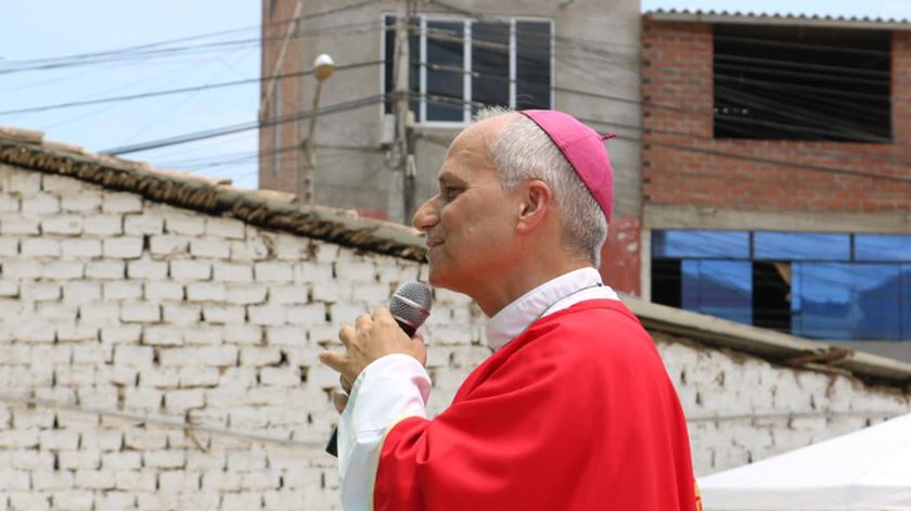 Fotografia do cardeal Prevost, agora Papa Leão XIV. Foto: Facebook da Diocese de Chiclayo
