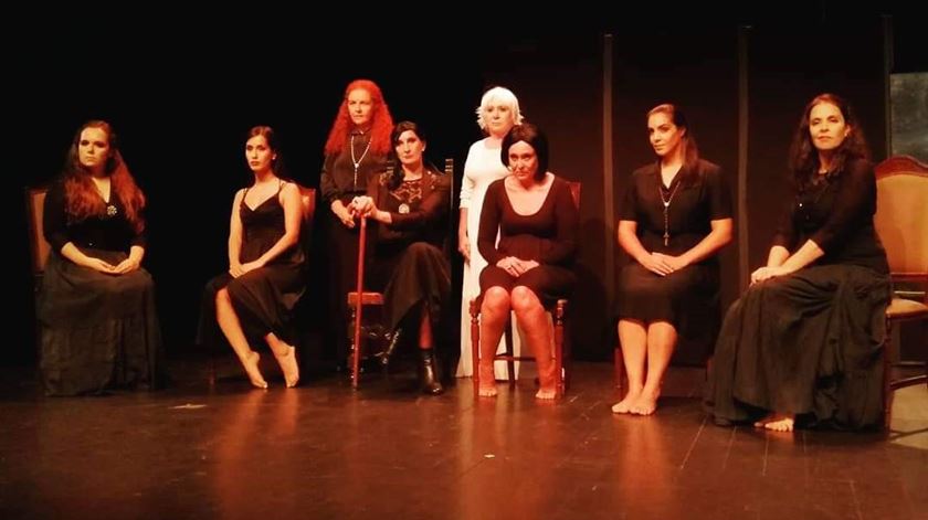 Bárbara Lopes na peça ALBA, do grupo de teatro Nova Morada, que ganhou o prémio 2018 de teatro amador. Foto: DR