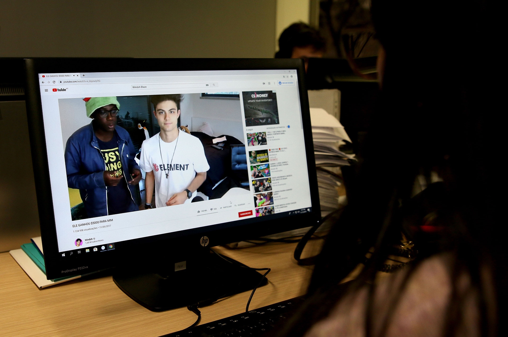 Dezenas de vídeos a promover jogo online foram bloqueados pelo Youtube. Foto: Inês Rocha/RR