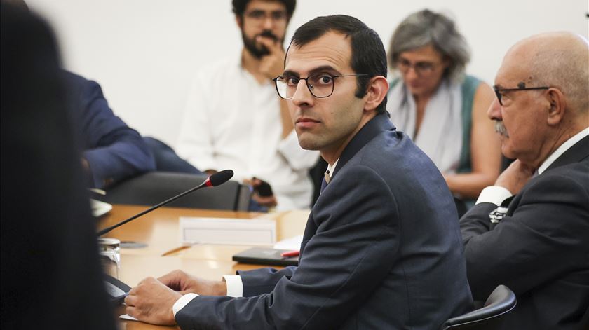 Arquivado processo contra atuação do SIS no caso de ex-adjunto de Galamba