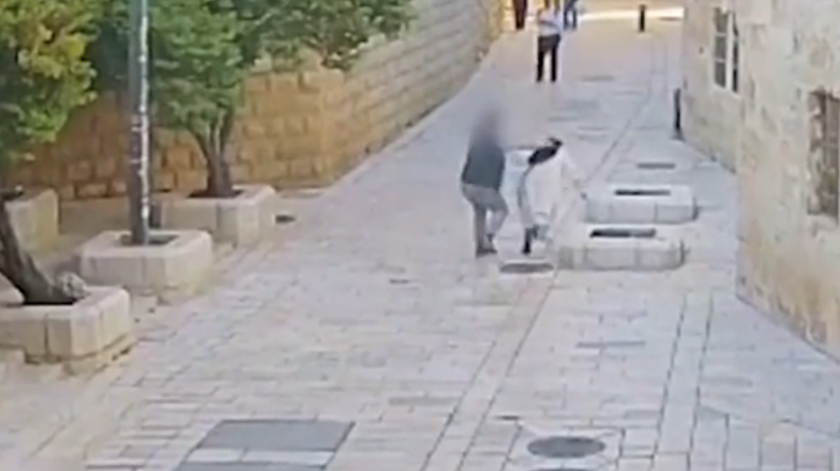 "Vergonhoso": MNE israelita denuncia ataque a freira francesa em Jerusalém "Vergonhoso": MNE israelita denuncia ataque a freira francesa em Jerusalém