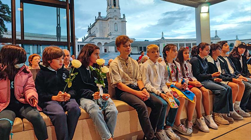 “Um grito de alerta”. Um milhão de crianças reza o terço pela paz