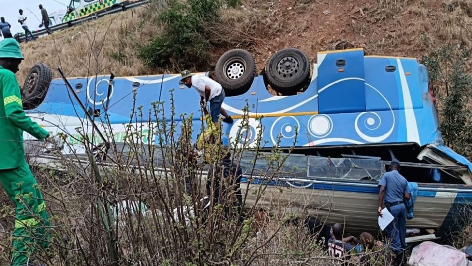 Pelo menos 42 mortos depois de acidente de autocarro na África do Sul