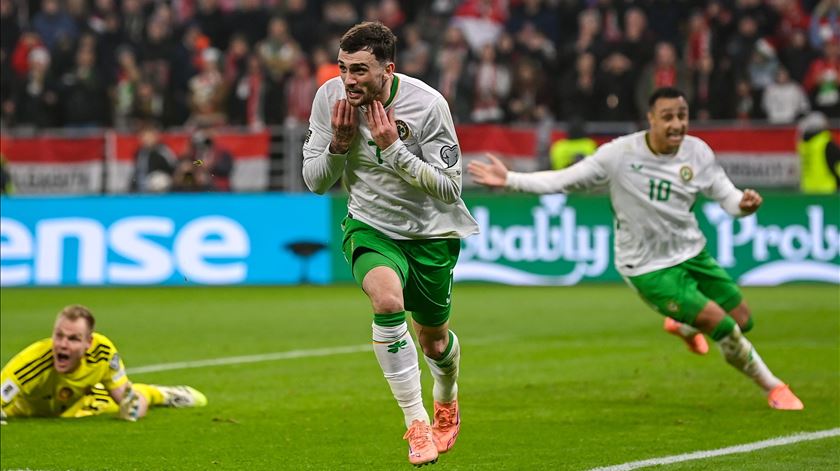 Quem é Troy Parrott, o herói da Irlanda? A repetição do golo, as lágrimas e o rótulo de Mourinho