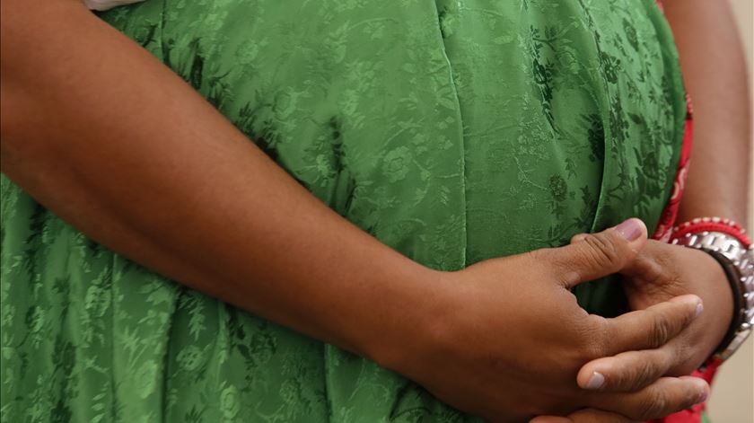 Regulador alerta Hospital do Barreiro para não dificultar acesso depois de recusar grávida