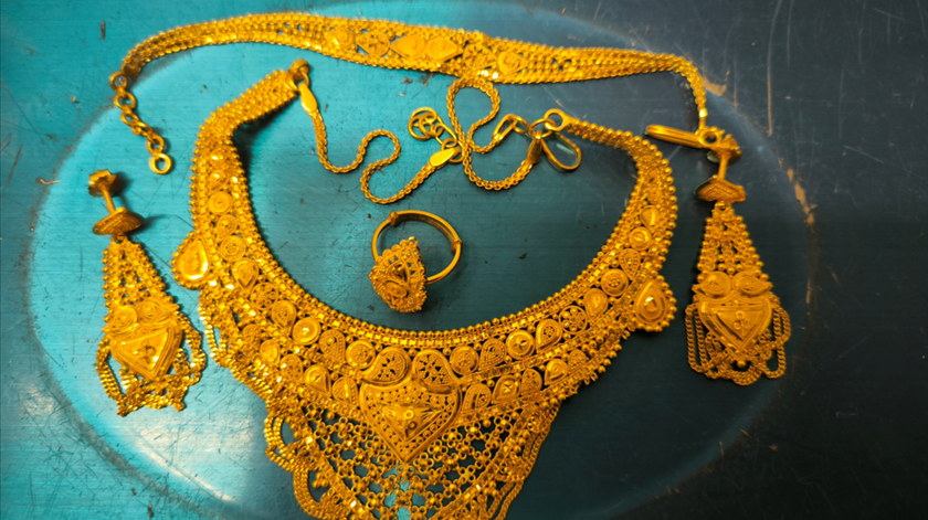 GNR desmantela rede de furtos e apreende milhares de euros, ouro e produtos