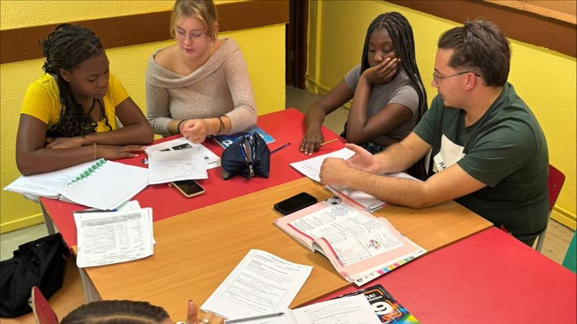 Projeto Gratitude. Aqui o "voluntariado cura" e dá vida ao bairro social do Vale da Amoreira