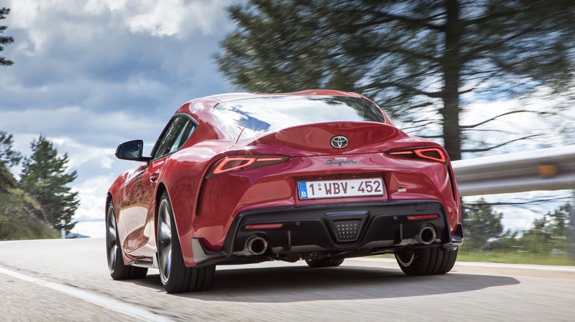 grsupra2019red-34-599617