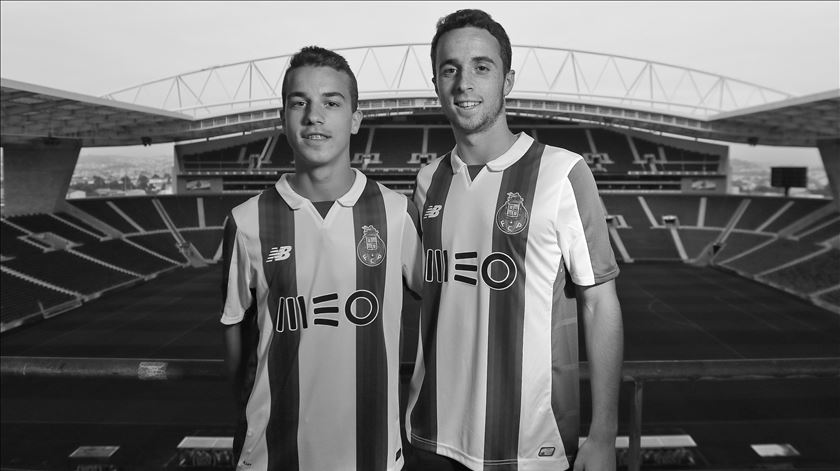 Real Madrid pede desculpa por erro em homenagem a Diogo Jota e André Silva