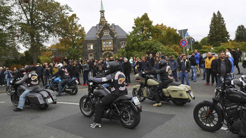 58 elementos dos Hells Angels estão sob custódia das autoridades. Foto: EPA