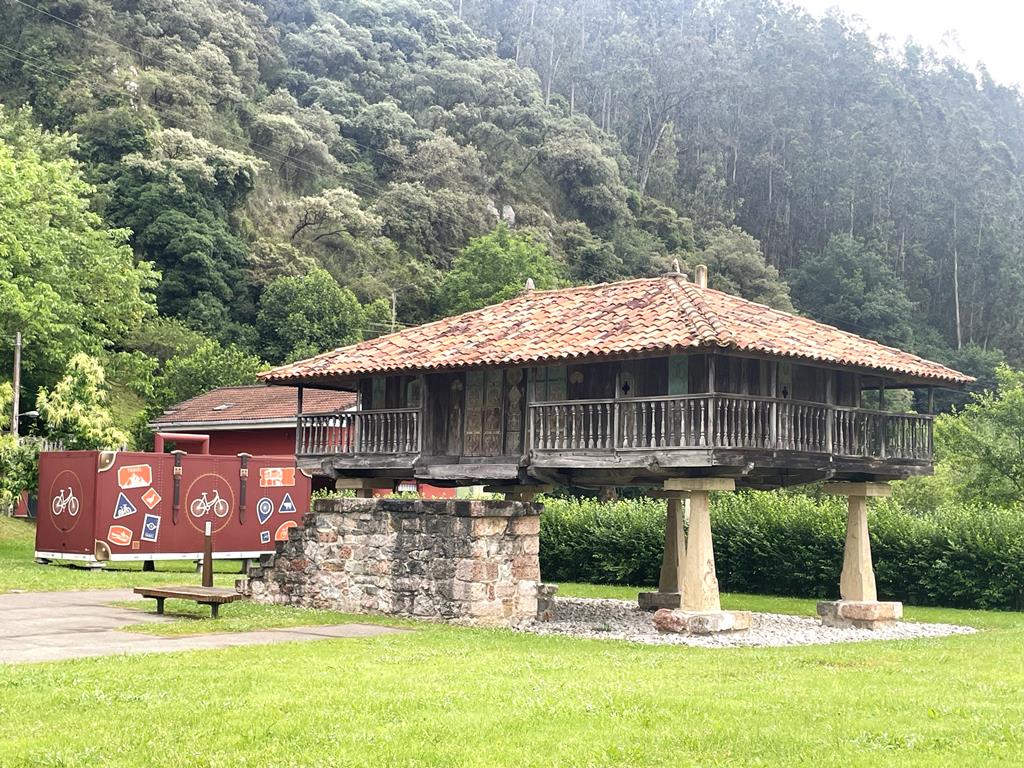 Os “hórreos” das Astúrias foram os “frigoríficos” dos séculos passados