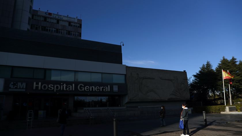 Hospital de Madrid, coronavírus, Espanha Foto Susana Vera Reuters