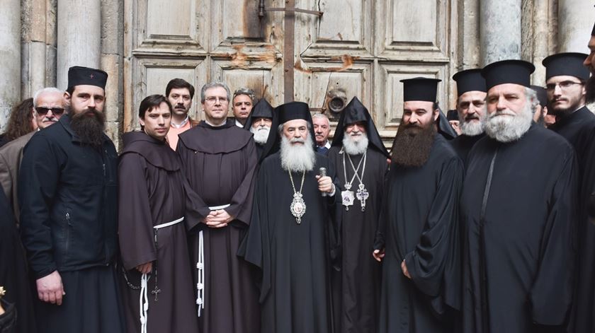 Igreja do Santo Sepulcro fechada. Terra Santa. Ecumenismo. Ortodoxos Católicos Foto: AsiaNews