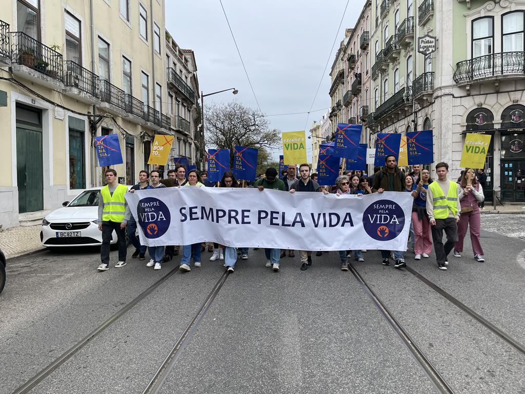 Reportagem Caminhada pela Vida 2024