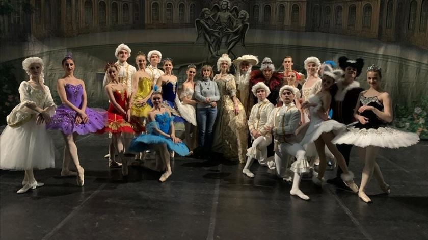 Coliseu adia espetáculo após desaparecimento de bailarino no mar