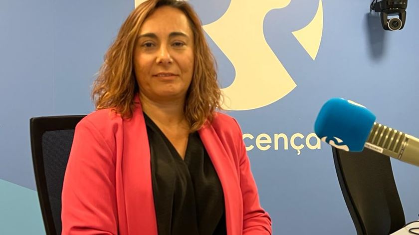 Porta Aberta para Renata Alves