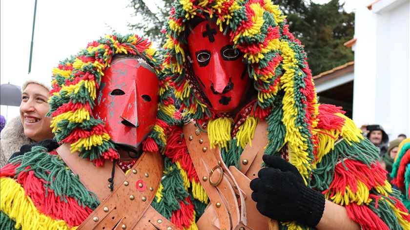 Encontro de rituais ancestrais faz de Bemposta um palco vivo de identidade. Foto: Olímpia Mairos/Renascença
