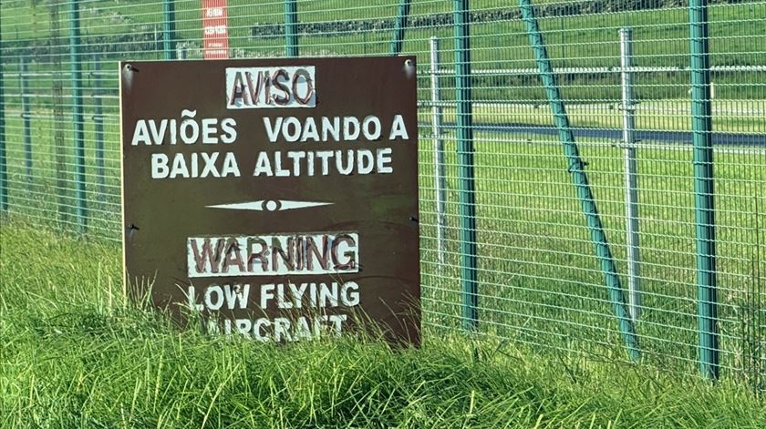 Base das Lajes. "É como se nos puxassem o tapete debaixo dos pés"