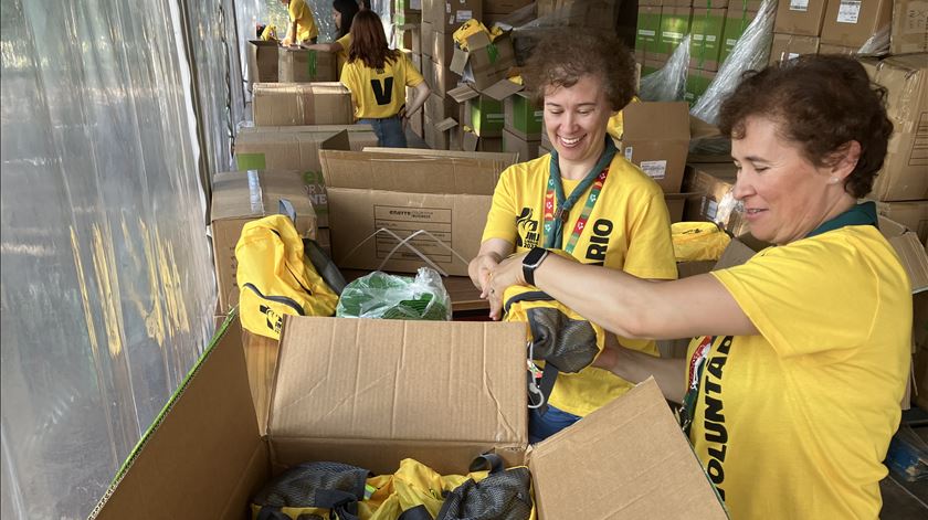 A preparação dos kits de voluntário da JMJ  Foto: João Cunha/RR