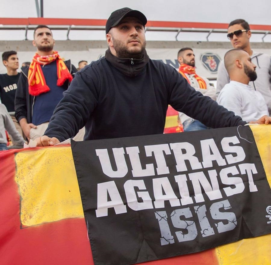 Cristãos, refugiados, imigrantes e rivais. Este é o dérbi mais improvável do mundo