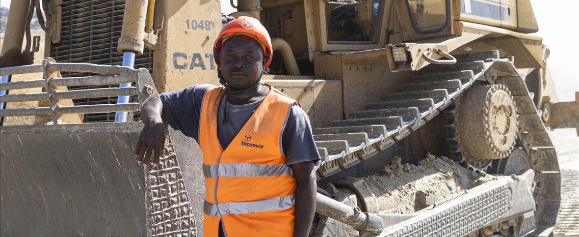 Quem são os imigrantes da construção civil? “Sem eles as obras não se executam”