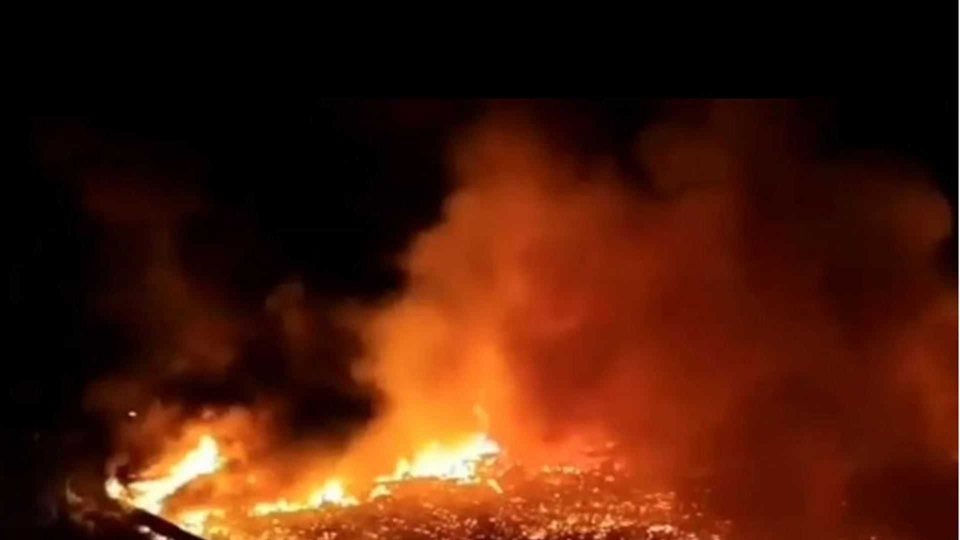 Incêndio em aldeia da Malásia faz milhares desalojados