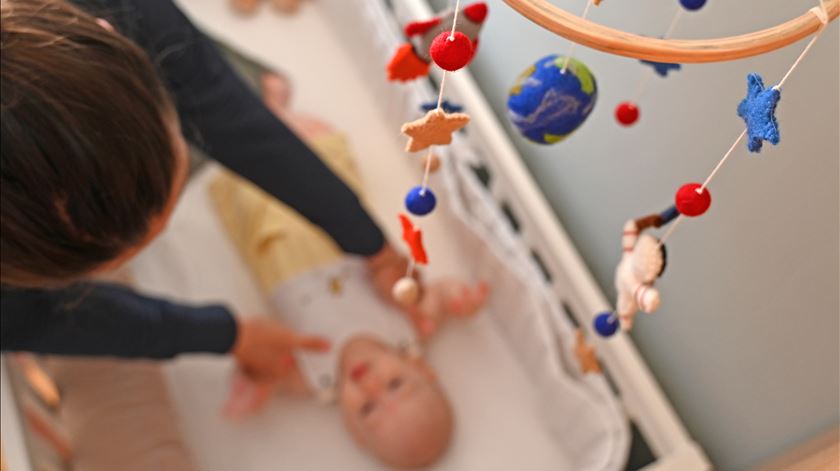 Mortalidade infantil aumenta e distritos com menos médicos apresentam piores indicadores