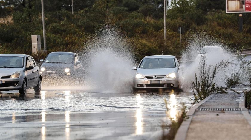 Choveu menos do que o normal para Dezembro, mas ainda assim a situação de seca desagravou. Foto: EPA