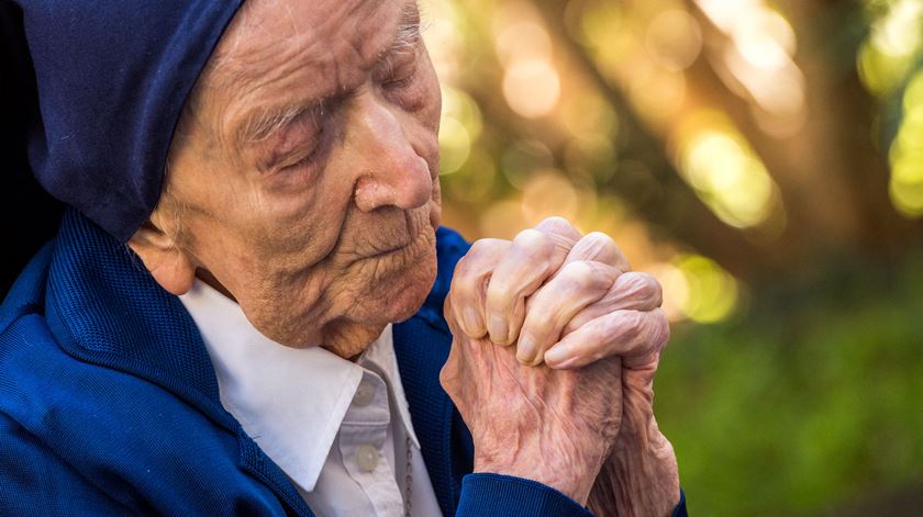 Morreu a irmã André. Decana da humanidade tinha 118 anos
