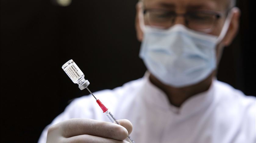 Portugal ultrapassa 22% de população vacinada