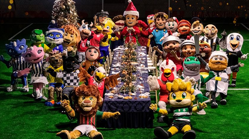 Mascotes da Liga reunidas em jantar de Natal