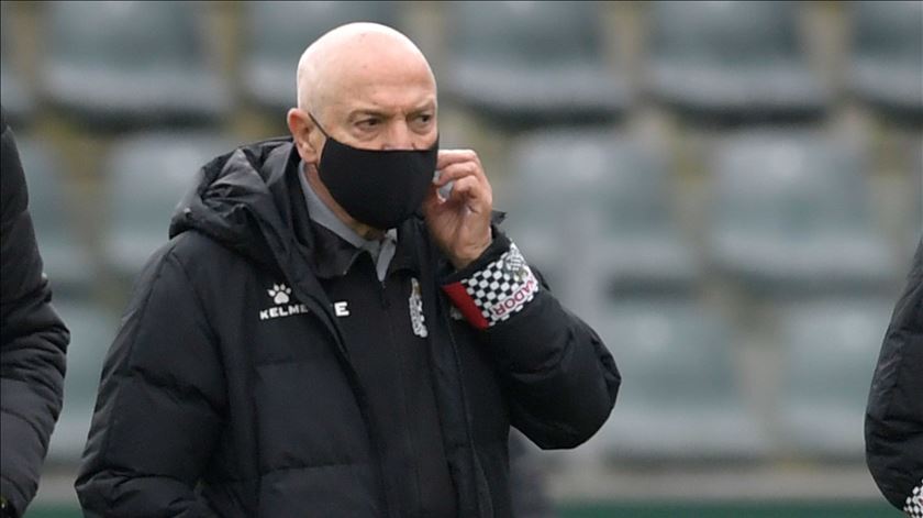 Jesualdo Ferreira quer Boavista batalhador na luta com o Sporting Jesualdo Ferreira quer Boavista batalhador na luta com o Sporting