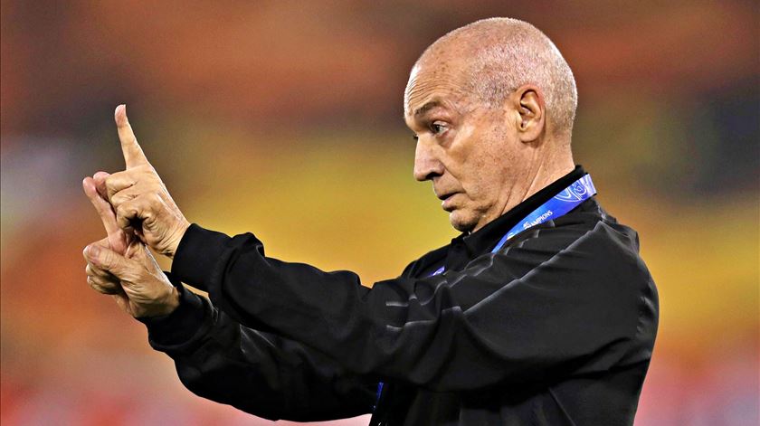 "Taça de Portugal não salva a época": Jesualdo Ferreira antevê os duelos entre FC Porto e Sporting "Taça de Portugal não salva a época": Jesualdo Ferreira antevê os duelos entre FC Porto e Sporting