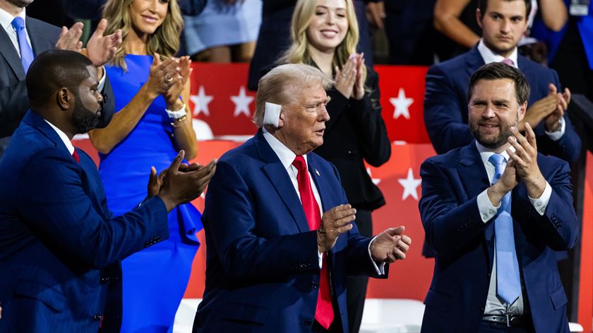 Donald Trump na convenção republicana partido republicano, em Milwaukee  Foto: Jim Lo Scalzo/EPA