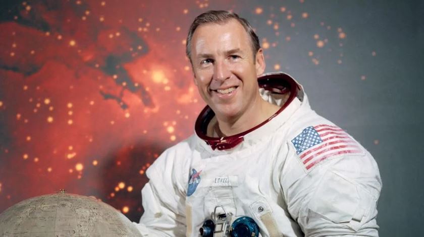"Houston, we have a problem": Morreu astronauta Jim Lovell, líder da missão Apollo 13