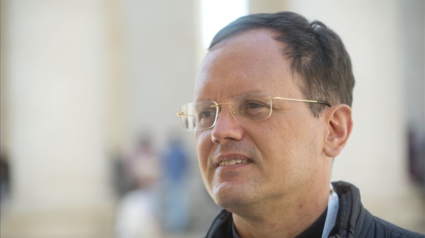 "Não podemos subestimar a capacidade dos jovens superarem os desafios, mesmo os económicos"