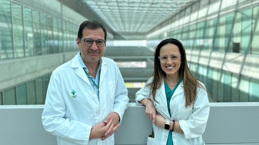 Bebé nasceu quase sem esófago. A solução estava numa cirurgia inovadora no Hospital de Braga