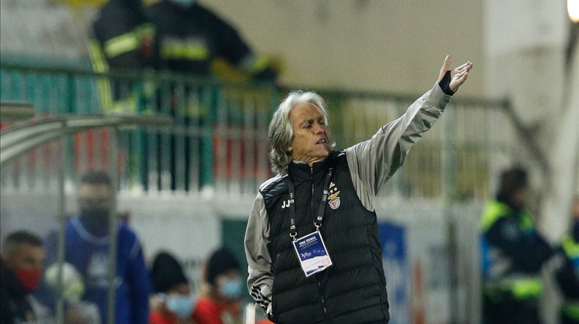 Álvaro Magalhães: “Jorge Jesus é uma grande perda se não puder orientar a equipa”