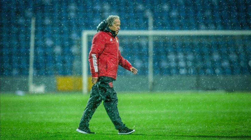 Jorge Jesus - Santa Clara - Benfica adiado devido ao mau tempo Foto: Eduardo Costa/Lusa