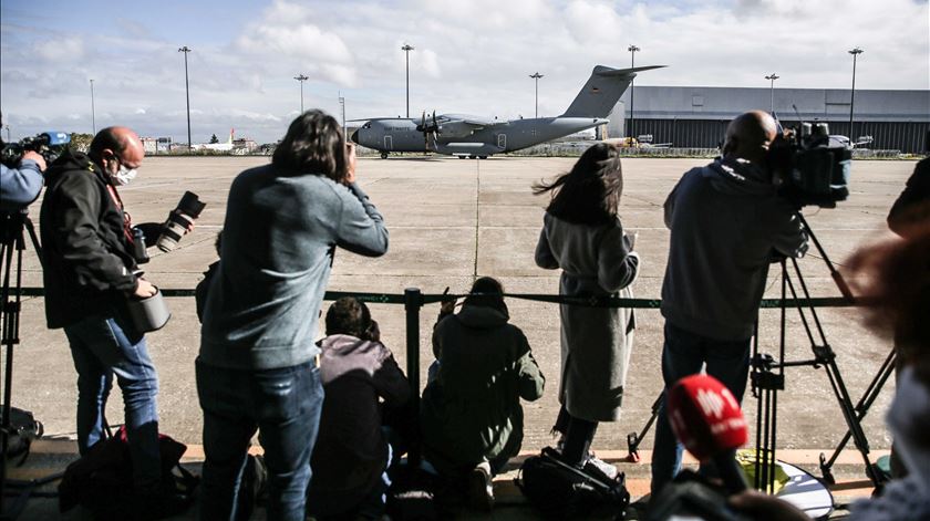 Arquivada averiguação a procuradoras que mandaram vigiar jornalistas