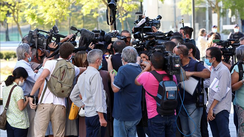 Mais transparente e protetora dos jornalistas. Entra em vigor nova legislação para liberdade dos media