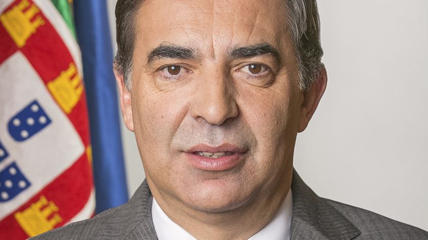 José Apolinário reeleito presidente da CCDR Algarve