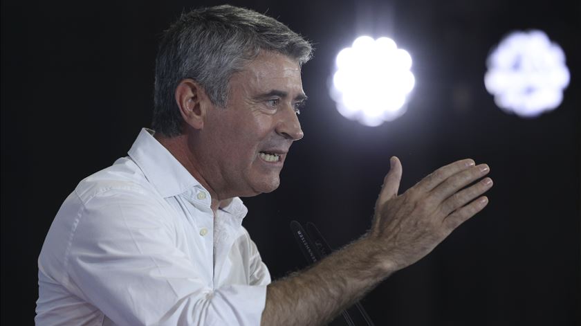 PS questiona Governo sobre apoio a emigrantes com património atingido pelos fogos