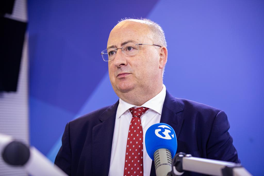 Vídeo. Novo Orçamento da UE tira 7 mil milhões a Portugal. Ministro quer saber "onde anda António Costa?"