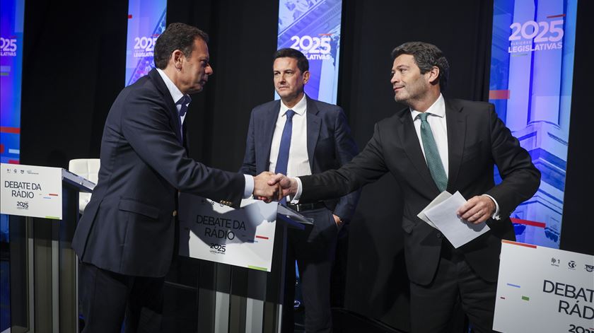 Aritmética parlamentar. Que forças podem bloquear a AD?