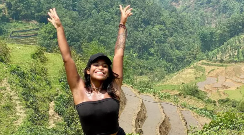 Quem é Juliana Marins, a turista brasileira que caiu em vulcão na Indonésia? - Renascença