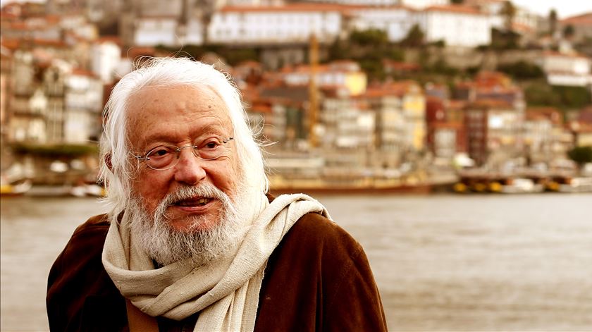 Formalizada extinção da Fundação Júlio Pomar